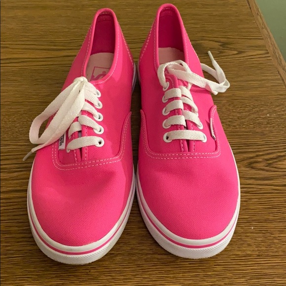 red vans shoes womens